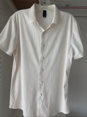 Van Heusen Cream Short-Sleeve Button-Down Sport Shirt